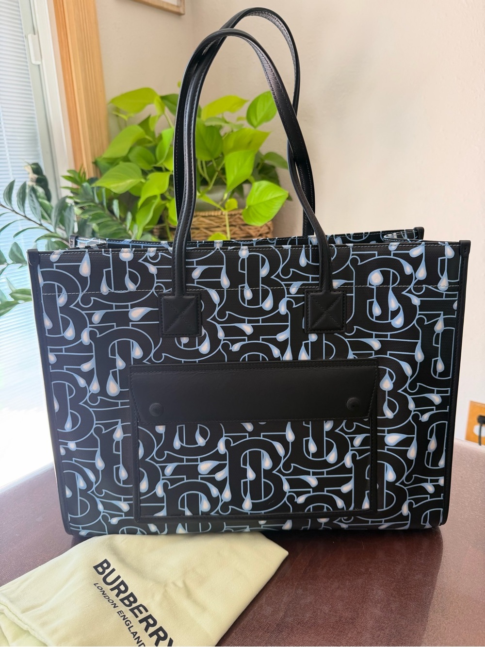Burberry Freya TB Blue Monogram Tote 1,650$